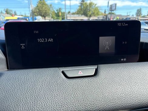 Used 2025 MAZDA CX-70 3.3 Turbo w/ Preferred Package AWD/4WD image 19
