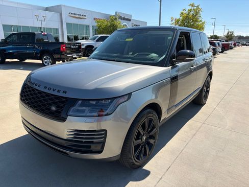 Used 2019 Land Rover Range Rover Supercharged AWD/4WD image 9