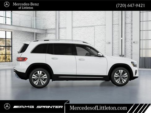 New 2026 Mercedes-Benz GLB 250 4MATIC image 17