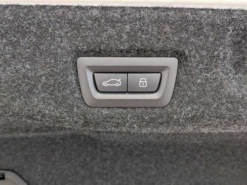 New 2027 BMW M5 w/ Carbon Package AWD/4WD image 31