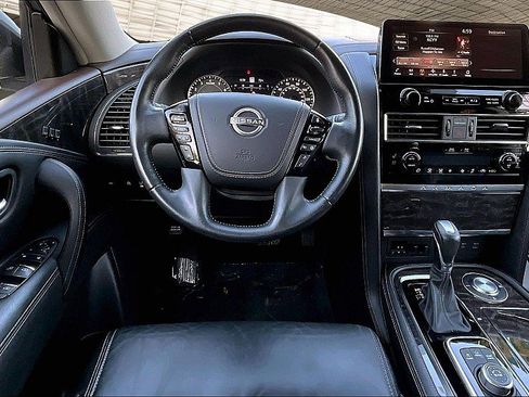 Used 2023 Nissan Armada Platinum w/ Captain's Chairs Package image 5