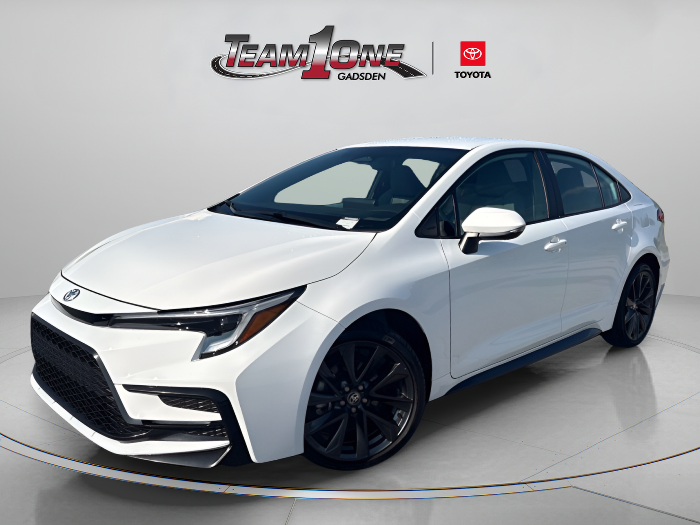 Certified 2026 Toyota Corolla SE FWD image 4