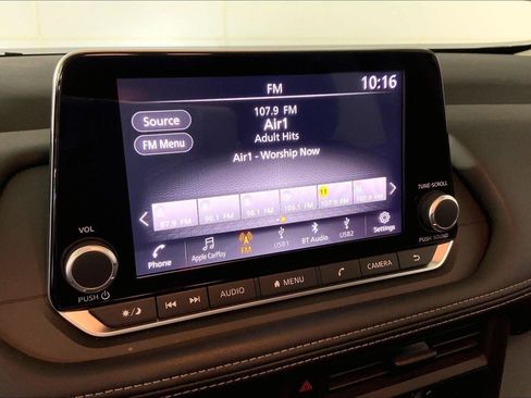 Used 2026 Nissan Rogue S AWD/4WD image 6