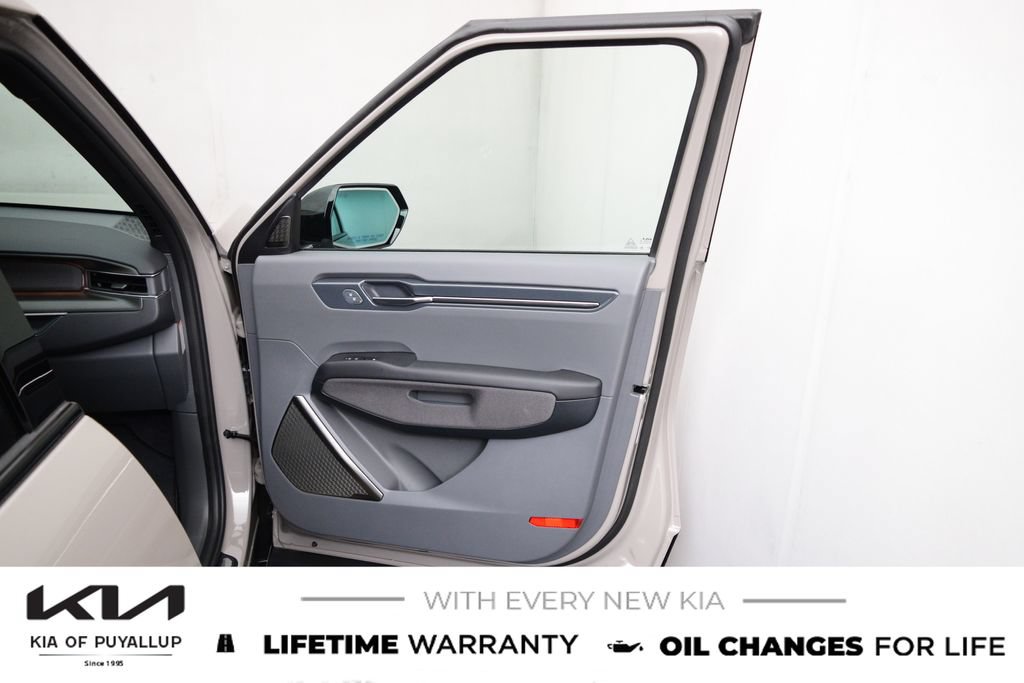 New 2026 Kia EV9 Land AWD/4WD image 16