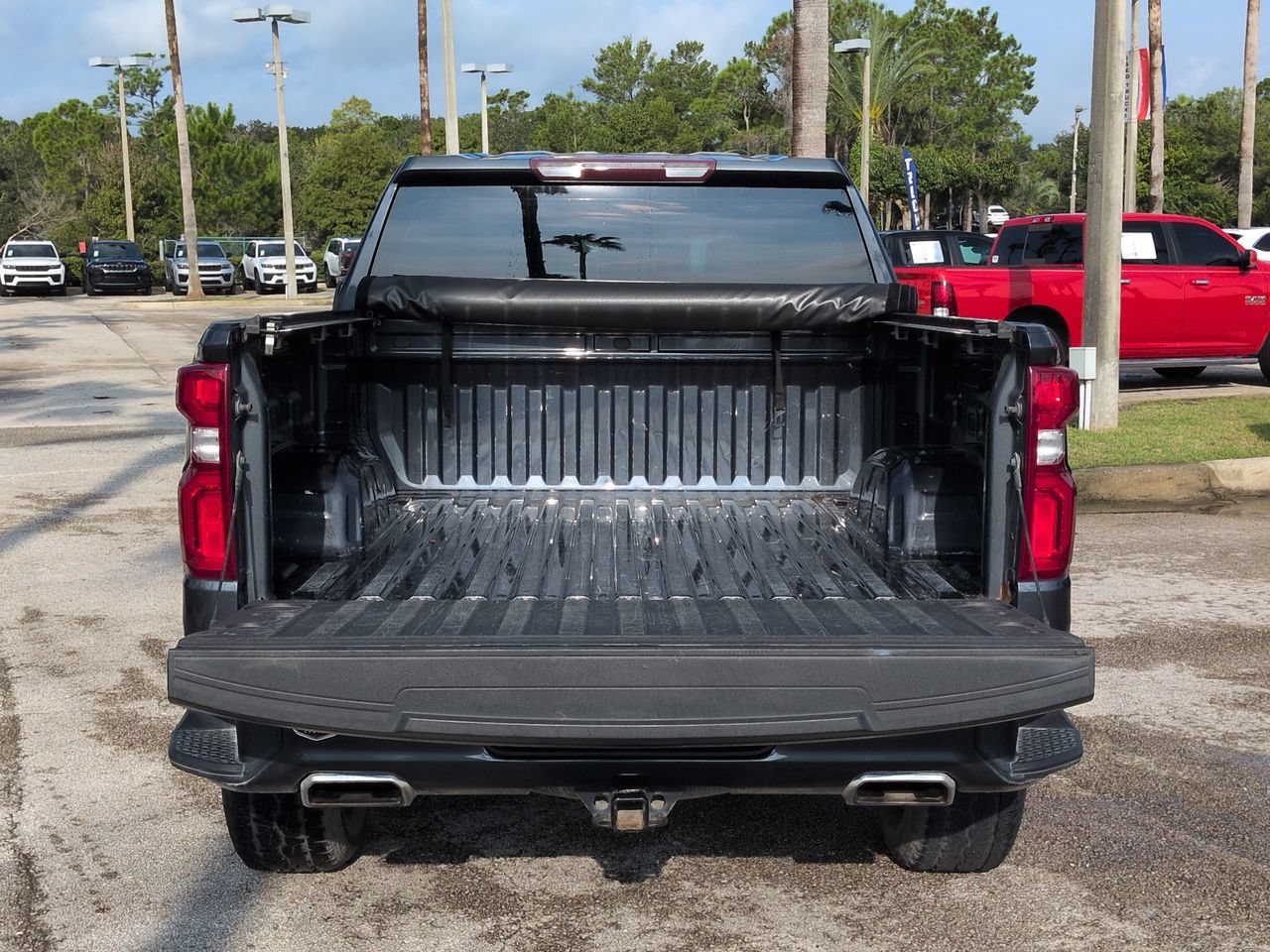 Used 2021 Chevrolet Silverado 1500 RST w/ Z71 Off-Road Package AWD/4WD image 12