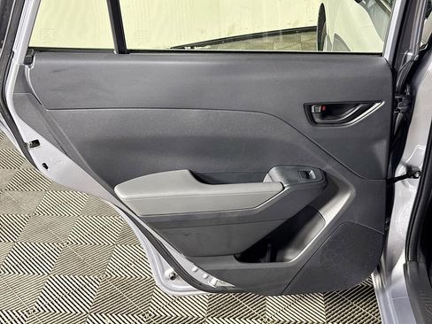 Certified 2025 Subaru Impreza 2.0i image 19