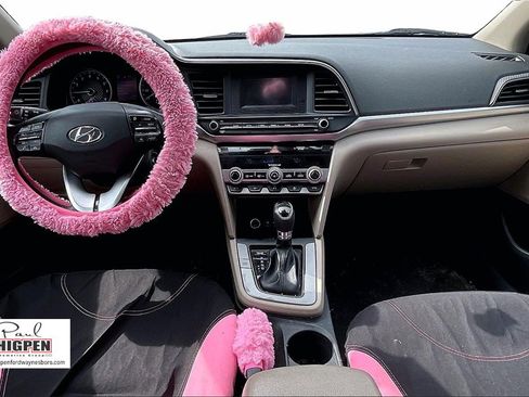 Used 2020 Hyundai Elantra SE w/ Cargo Package (C1) image 15