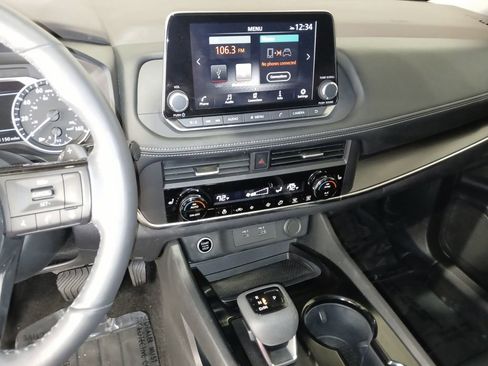Used 2023 Nissan Rogue SV w/ SV Premium B Package AWD/4WD image 19