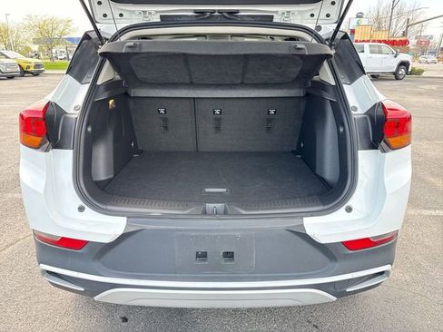 Used 2023 Buick Encore GX Preferred w/ Cold Weather Comfort Package AWD/4WD image 24