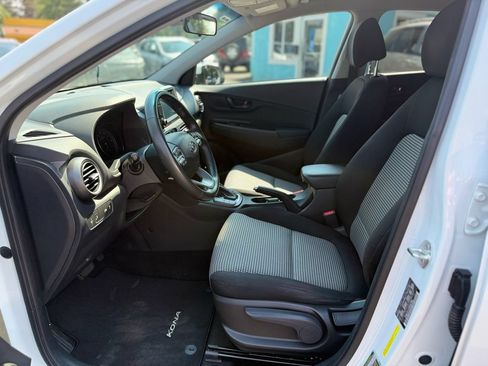 Used 2021 Hyundai Kona SEL FWD image 10