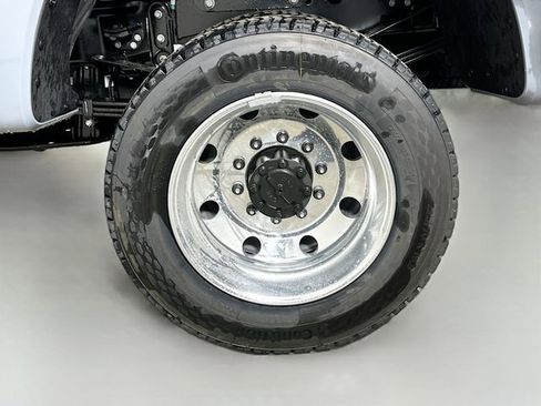 New 2026 Ford F450 Platinum w/ FX4 Off-Road Package AWD/4WD image 33