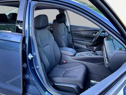 Used 2025 Honda Accord SE image 22