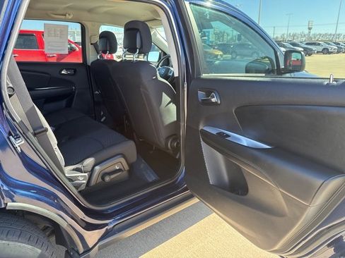 Used 2018 Dodge Journey SE w/ Connectivity Group image 39