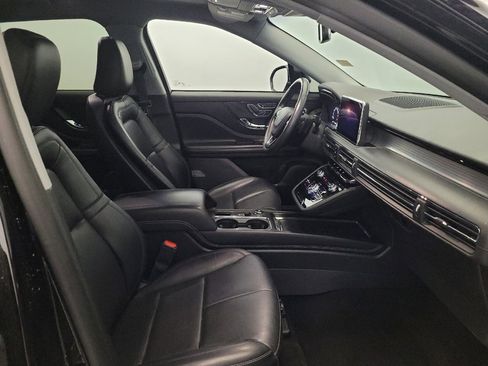 Used 2022 Lincoln Corsair AWD w/ Premium Package image 21
