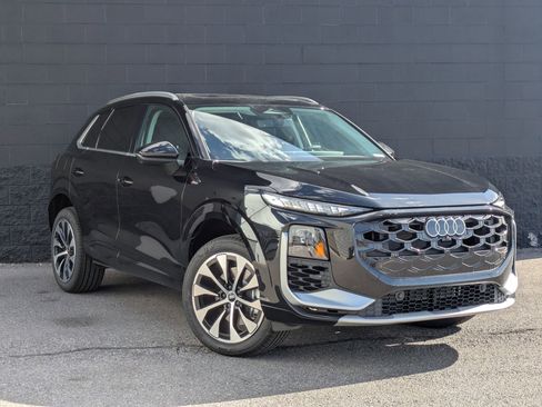 New 2026 Audi Q3 quattro 2.0T image 3