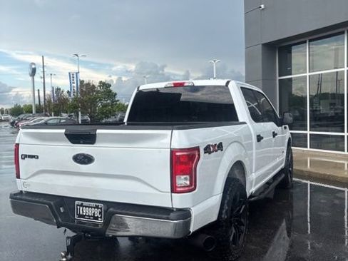 Used 2017 Ford F150 XLT AWD/4WD image 2