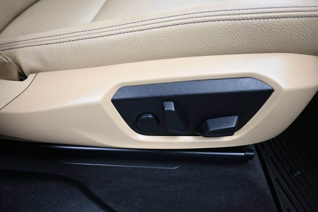 Used 2017 BMW X3 sDrive28i RWD image 42