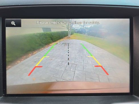 Used 2015 Ford Explorer XLT w/ Equipment Group 202B image 18