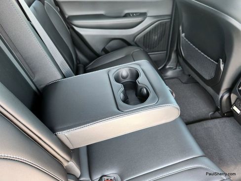 New 2025 Jeep Grand Cherokee Limited w/ Black Appearance Package image 53