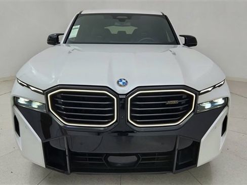 Used 2023 BMW XM Base image 13