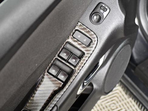 Used 2015 Chevrolet Camaro LT RWD image 24