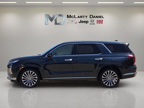Used 2024 Hyundai Palisade Calligraphy AWD/4WD image 3