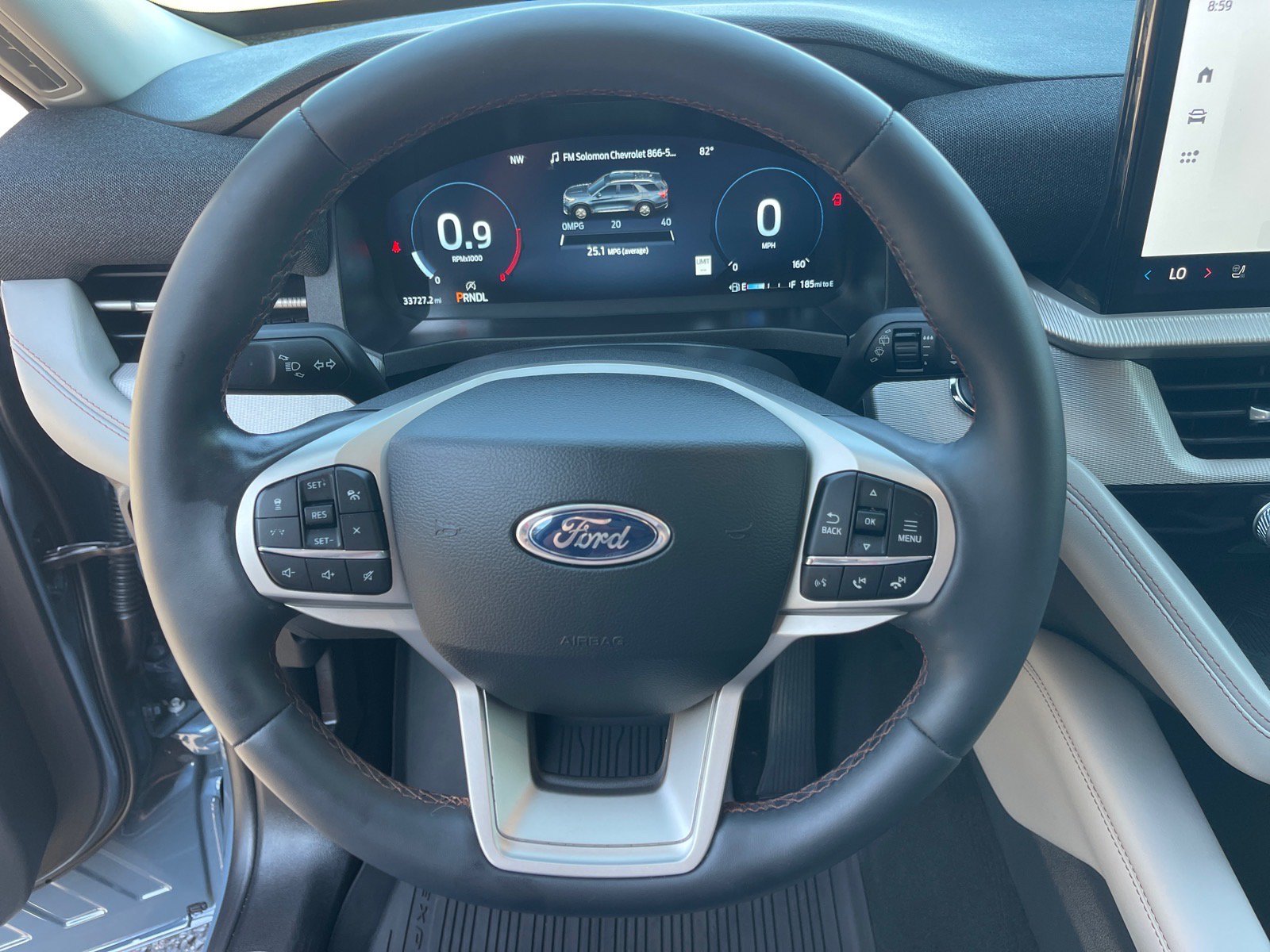 Used 2025 Ford Explorer Active w/ Active Comfort Package RWD image 7