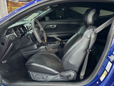 Used 2016 Ford Mustang Shelby GT350 w/ Technology Package image 10