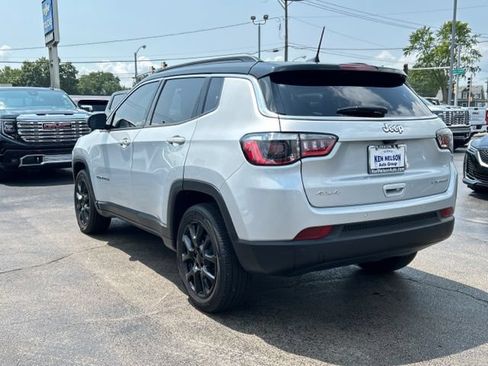 Used 2025 Jeep Compass Limited AWD/4WD image 7