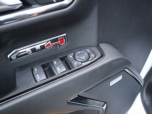 Used 2024 GMC Sierra 1500 AT4 w/ Technology Package image 22