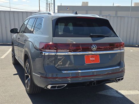 New 2025 Volkswagen Atlas SEL Premium R-Line image 8