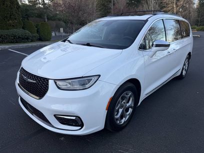 Used 2022 Chrysler Pacifica Limited