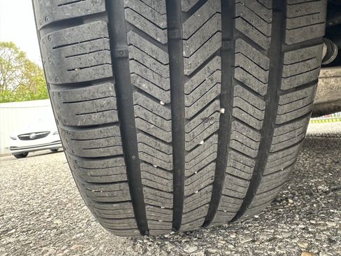 Used 2016 Ford Fusion Titanium FWD image 10