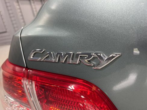 Used 2010 Toyota Camry FWD image 37