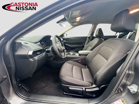 Used 2024 Nissan Altima 2.5 S image 26