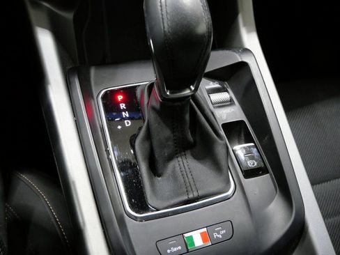 Used 2024 Alfa Romeo Tonale Ti image 24