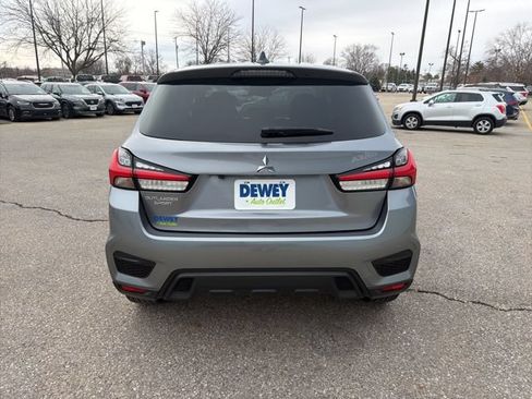 Used 2024 Mitsubishi Outlander Sport ES AWD/4WD image 5