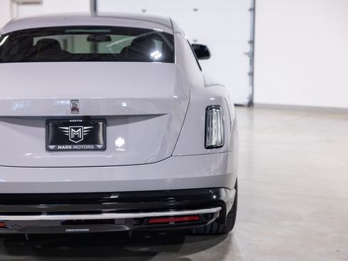Used 2024 Rolls-Royce Spectre w/ Spectre Launch Package AWD/4WD image 13
