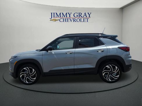 New 2026 Chevrolet TrailBlazer RS w/ Convenience Package FWD image 2