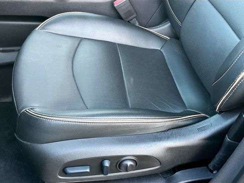 Used 2024 GMC Terrain AT4 w/ LPO, Floor Liner Package AWD/4WD image 18