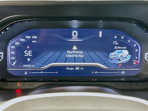 Used 2024 GMC Yukon Denali image 12