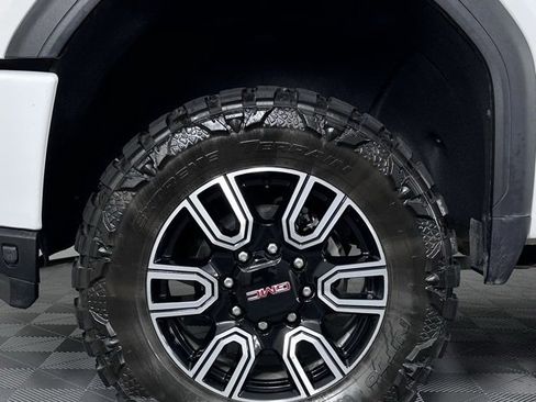 Used 2022 GMC Sierra 3500 AT4 image 13