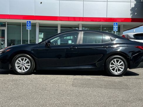 Certified 2025 Toyota Camry LE FWD image 7