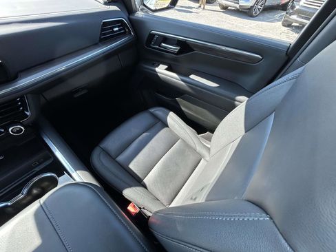 Used 2025 Chevrolet Tahoe LT image 14