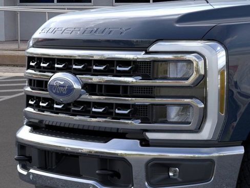 New 2025 Ford F350 Lariat w/ Lariat Ultimate Package image 17