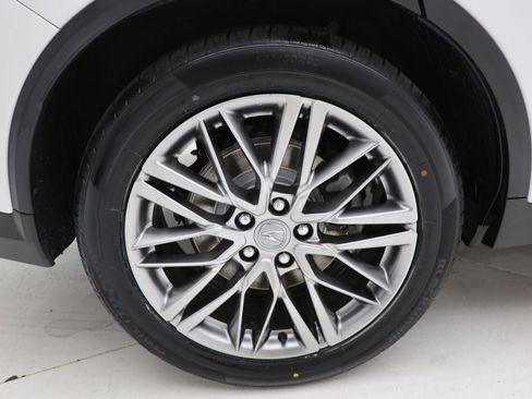 Used 2024 Acura MDX SH-AWD w/ Advance Package image 10