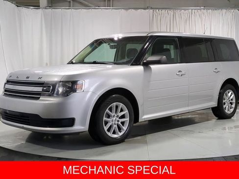 Used 2015 Ford Flex SE image 4