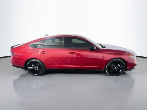 Used 2024 Honda Accord Sport image 9