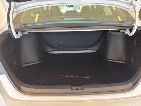 Certified 2023 Honda Accord EX image 10