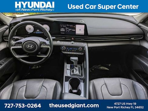 Certified 2023 Hyundai Elantra Limited FWD image 15